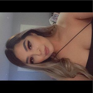 Meet your Posher, Jazmine